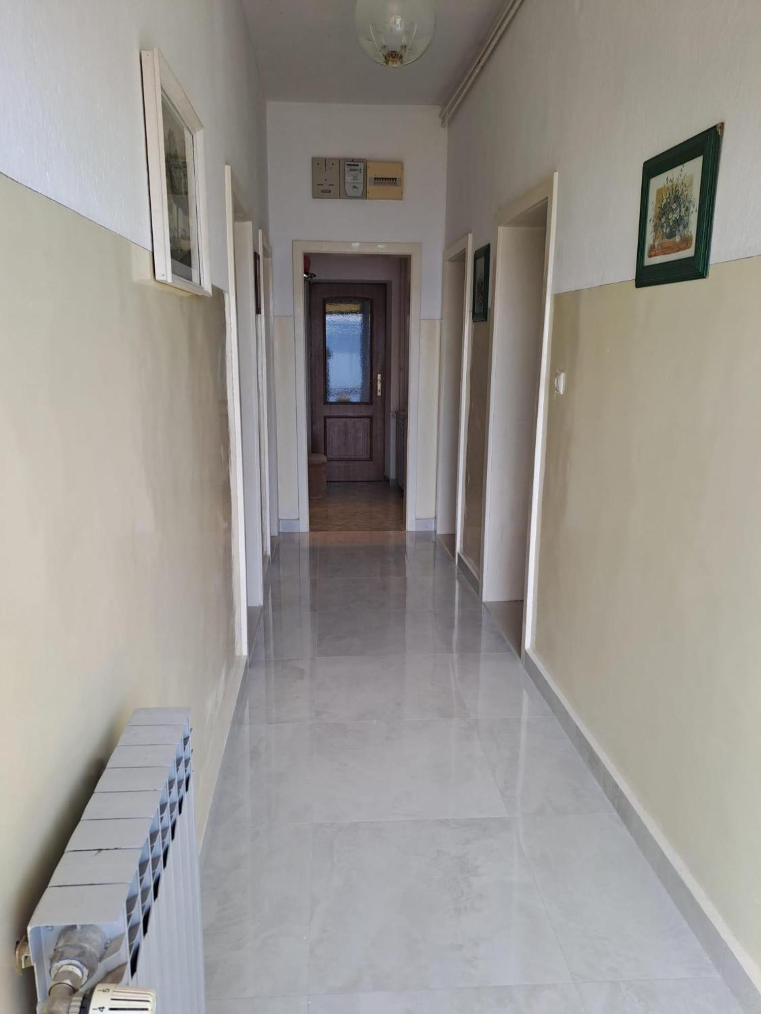 Apartments with a parking space Brela, Makarska - 18495 Bagian luar foto