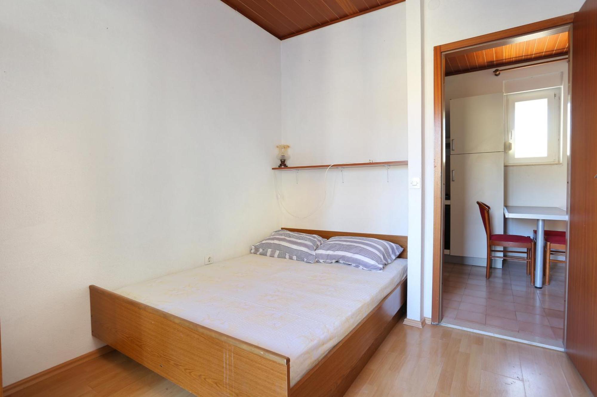 Apartments with a parking space Brela, Makarska - 18495 Ruang foto